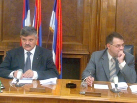 10okt02_sednica_vlade.jpg