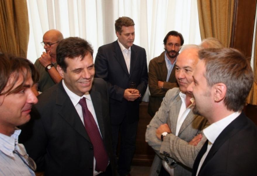 <h3>Cocktail organised for media representatives and editors-in-chief in the Serbian government on June 1, 2007</h3>