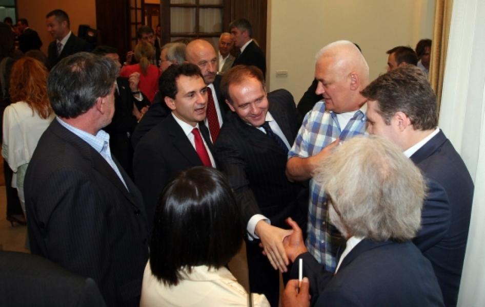 <h3>Cocktail organised for media representatives and editors-in-chief in the Serbian government on June 1, 2007</h3>