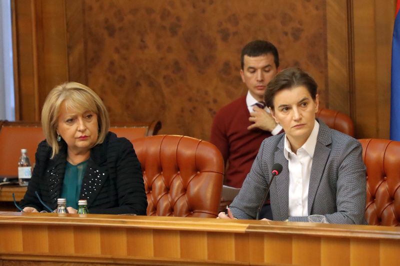 Slavica Djukic-Dejanovic, left, and Ana Brnabic