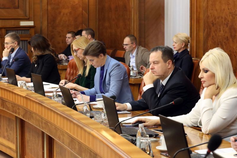 Serbian government adopts media strategy