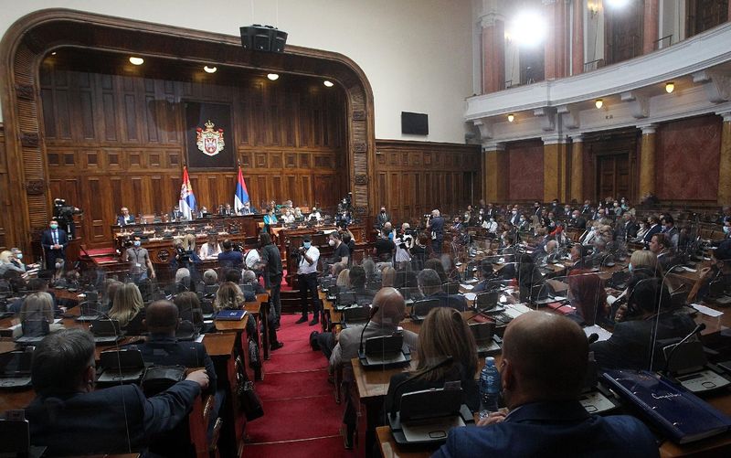 Serbian parliament accepts proposal to change Constitution