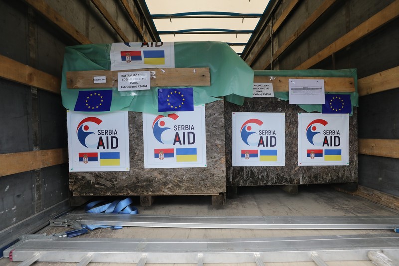 Serbia sends aid to Ukraine in electrical power equipment