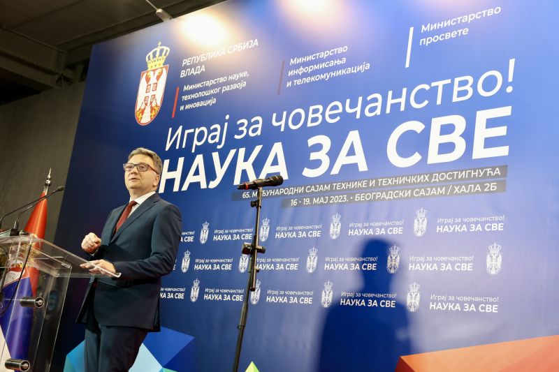 “Play for Humanity! Science for All” exhibition opened