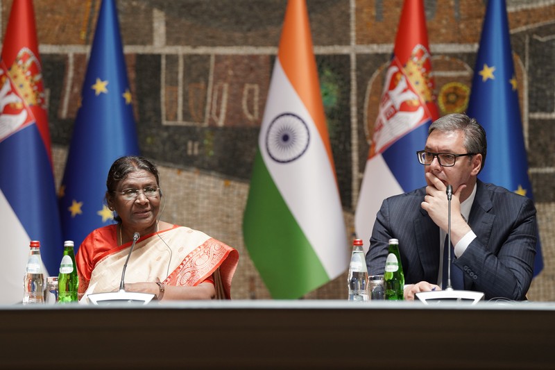 Establishing as close economic cooperation with India as possible