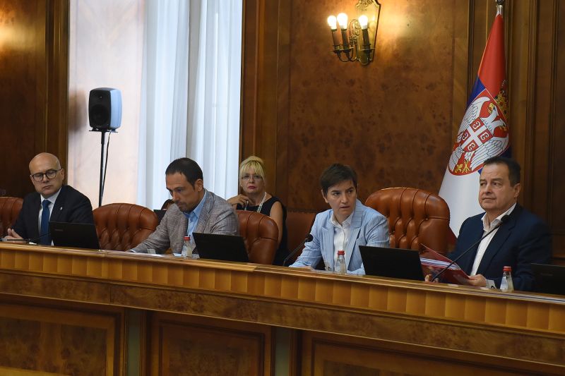 Government adopts set of education-related bills