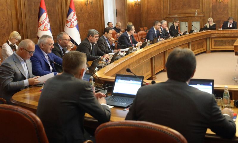 Conclusion on payment of financial aid of RSD 20,000 as of 30 November adopted
