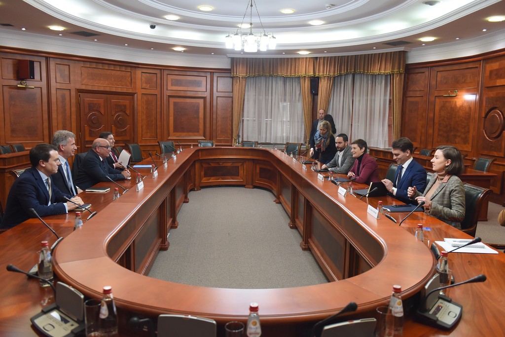 Improvement of bilateral political, economic relations between Serbia, UK