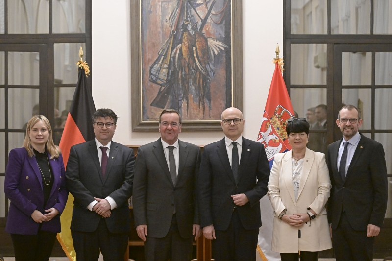 Improving cooperation with Germany in field of defence