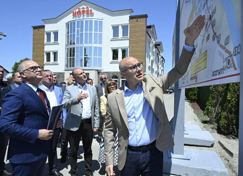 Rehabilitation of section of state road through Veternik