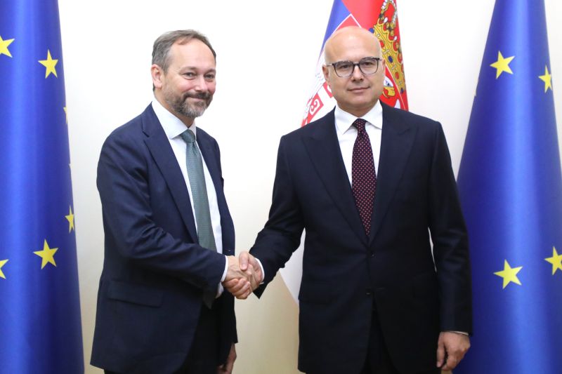Србија показује одлучност у спровођењу кључних реформи