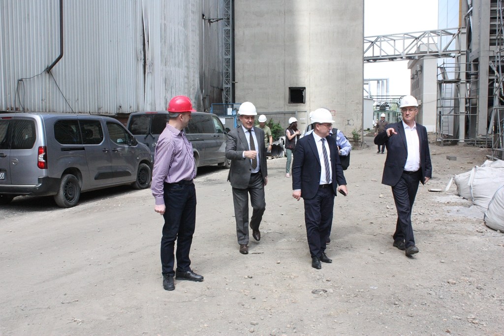 Works progresses on flue gas desulphurisation facility at TENT B