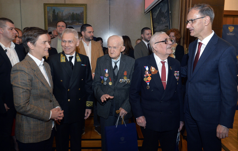 Prime Minister attends Victory Day reception