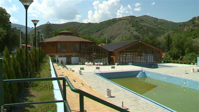 Отворен хотел "Рајска бања" у Бањској на Космету