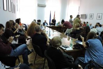 Одржан округли сто о употреби ћирилице у јавном простору
