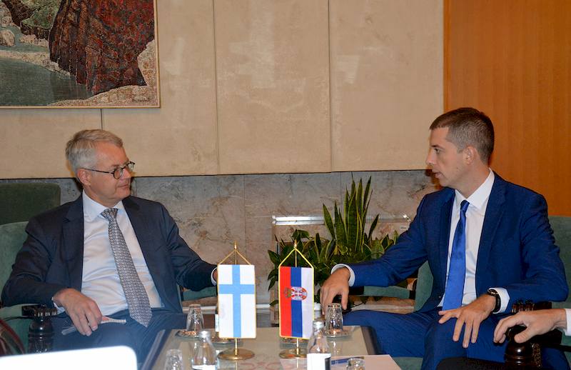 Неопходни дипломатски напори ЕУ ради наставка дијалога Београда и Приштине
