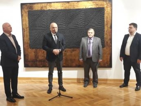 Вукосављевић отворио изложбу "Дијалог" у Сремској Митровици