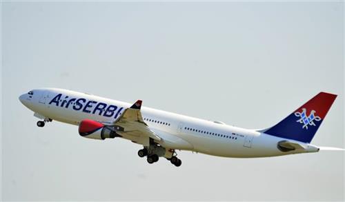 Авион „Ер Србије“ вратио 136 грађана Србије из Париза и Амстердама