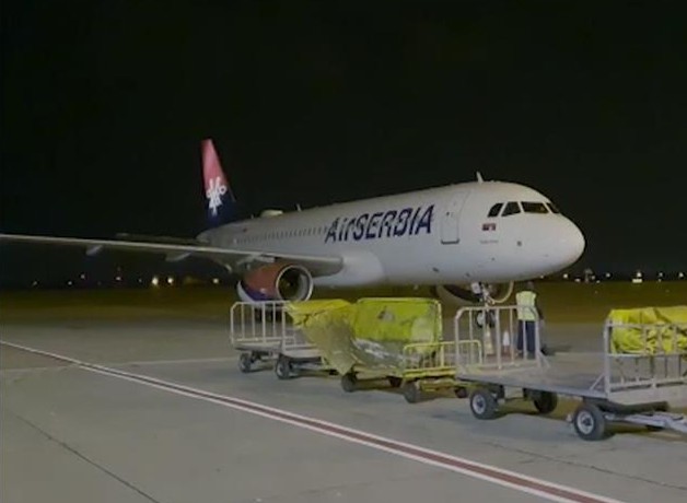 Још један авион вратио се из Кине са медицинском опремом
