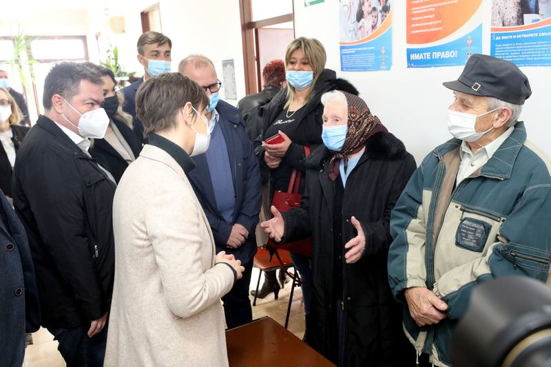 Вакцину против COVID-19 примило 1,2 милиона грађана Србије