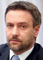 Влада ће и даље предузимати све како би се завршила сарадња са Хашким трибуналом
