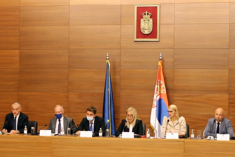 Влада Србије усмерена ка процесуирању ратних злочина