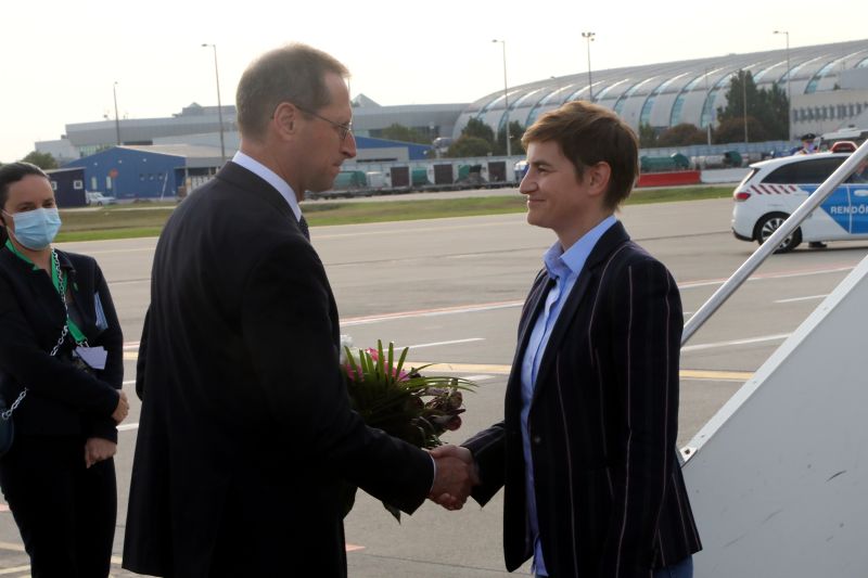 Delegacija Srbije započela zvaničnu posetu Mađarskoj