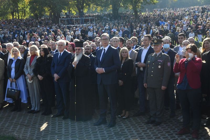 Обележена 80-годишњица масовног стрељања цивила у Крагујевцу