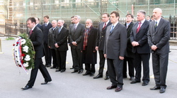 Председник и чланови Владе одали почаст Зорану Ђинђићу