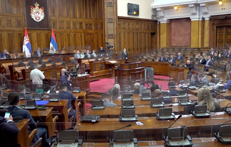 Скупштина усвојила допуне закона о новчаној помоћи младима