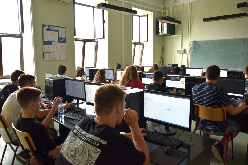 Бесплатна Летња школа програмирања за основце у Вршцу
