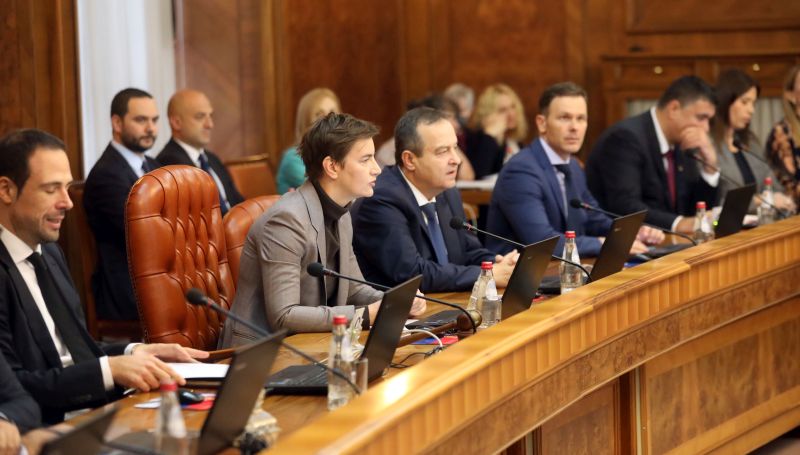 Влада усвојила решења неопходна за функционисање Кабинета премијерке Брнабић