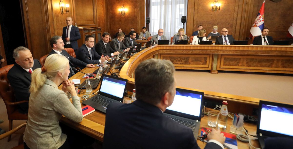 Влада усвојила решења неопходна за функционисање Кабинета премијерке Брнабић