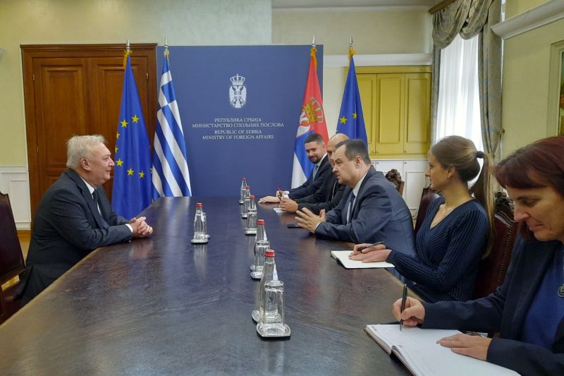 Србија и Грчка опредељене за јачање сарадње у свим областима