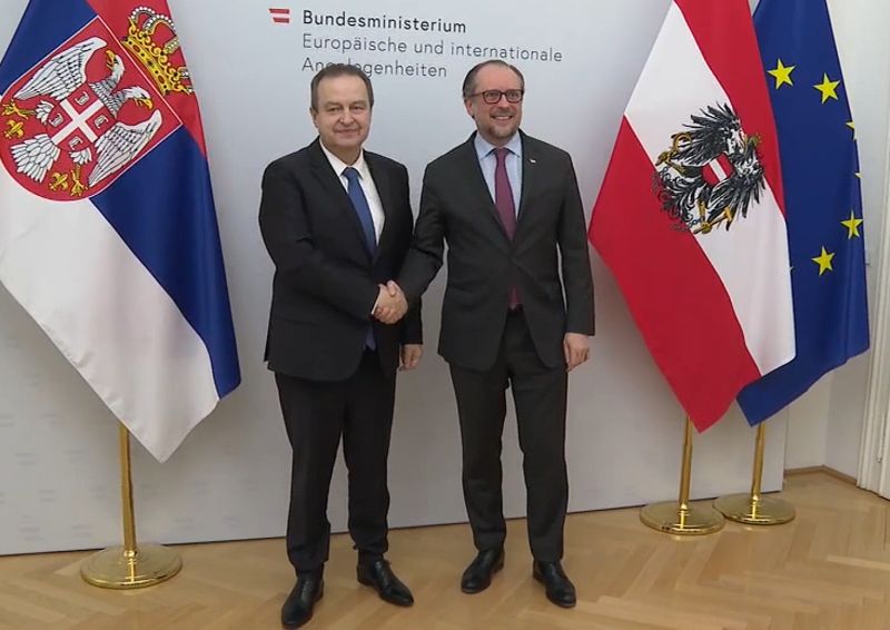 Србија заслужује напредак у европским интеграцијама