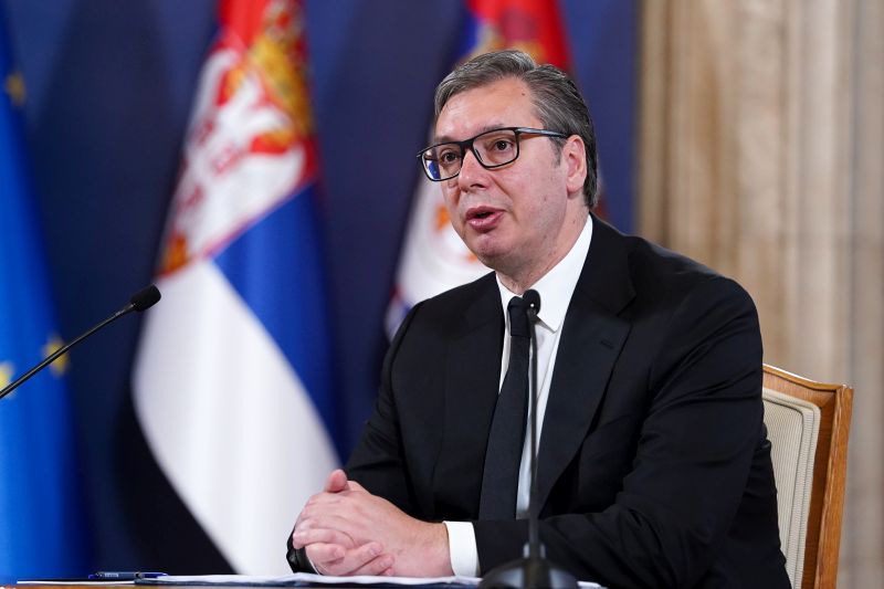 Србија уједињена у жалости поводом трагедије у Београду