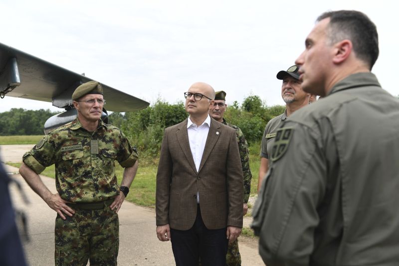 Наставак модернизације и опремања Војске Србије