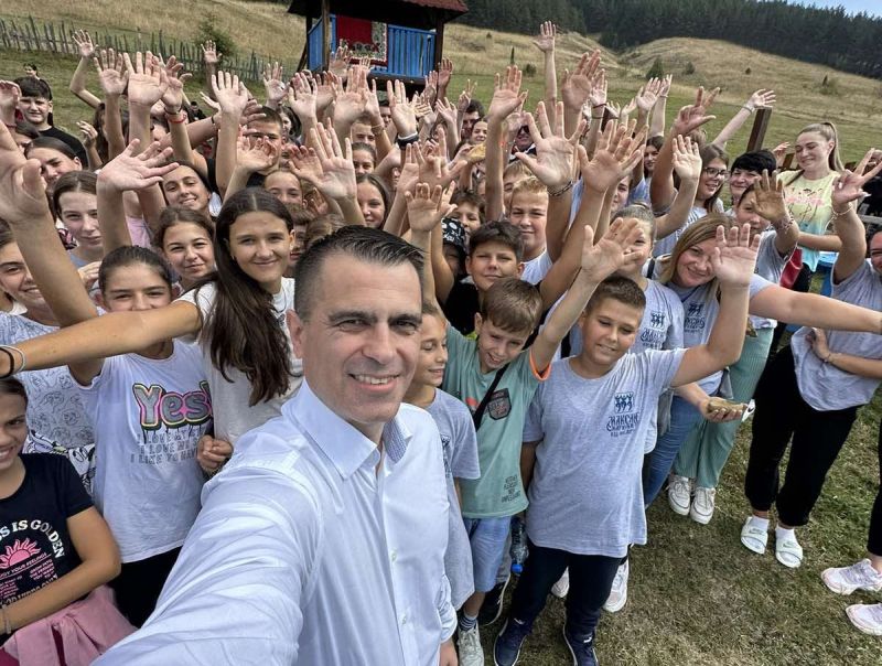 У летњим камповима боравило више од 5.000 малишана српског порекла