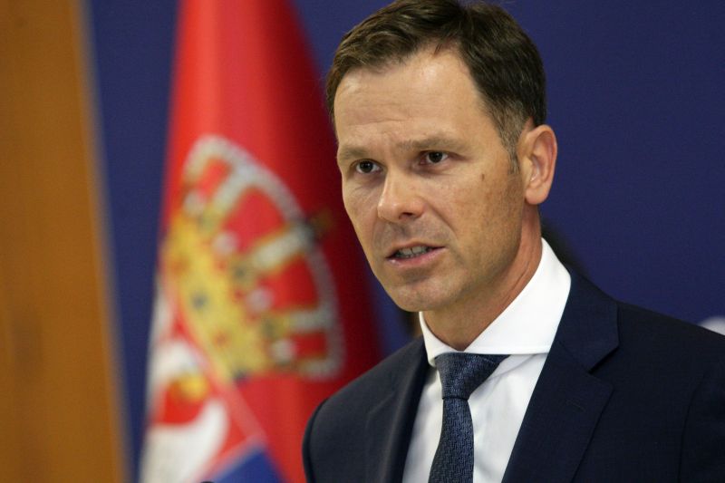 Сутра почиње исплата првих увећаних плата