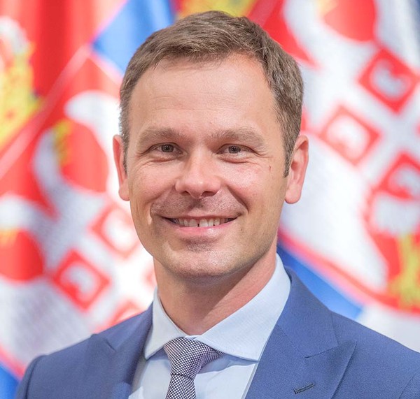 До сутра траје пријава за 10.000 динара помоћи за децу