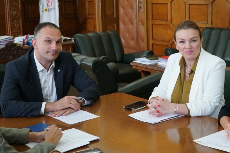 Србија водећа у региону по стамбеном збрињавању избеглица