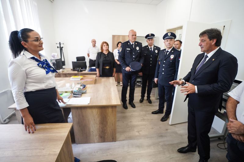 Бољи услови за рад полиције у Димитровграду и Врању