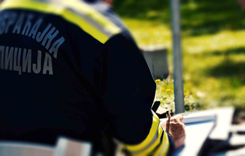 Казна затвора од 40 дана због вожње у забрањеном смеру