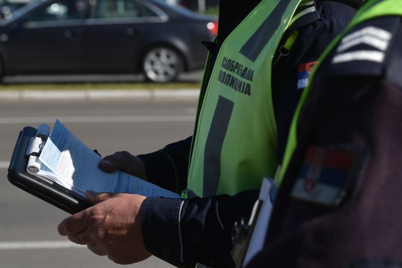 Мере појачане контроле саобраћаја у зонама школа и у наредном периоду