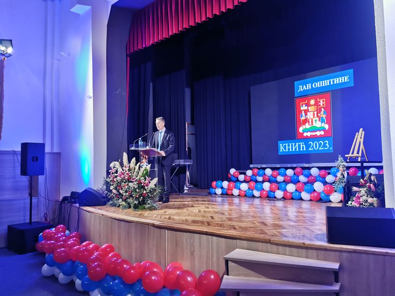 Отворена Канцеларија за младе општине Кнић