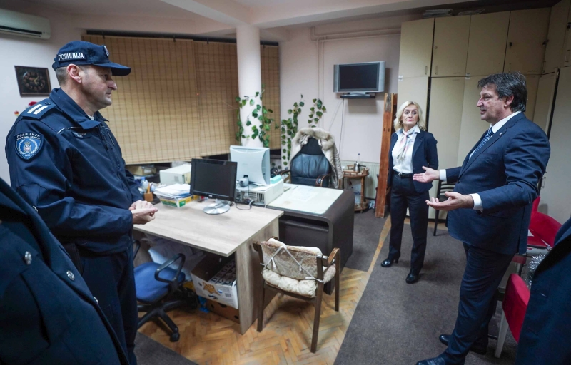 Најављена реконструкција Полицијске станице у Сурдулици
