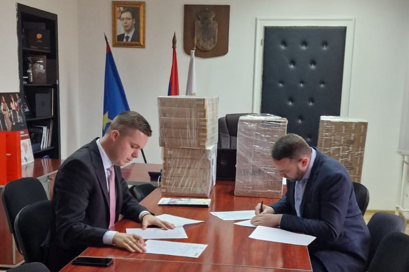 Влада Србије равномерно улаже у развој свих округа у земљи