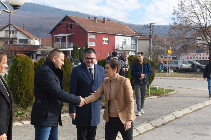 Наставак улагања државе у развој југа Србије