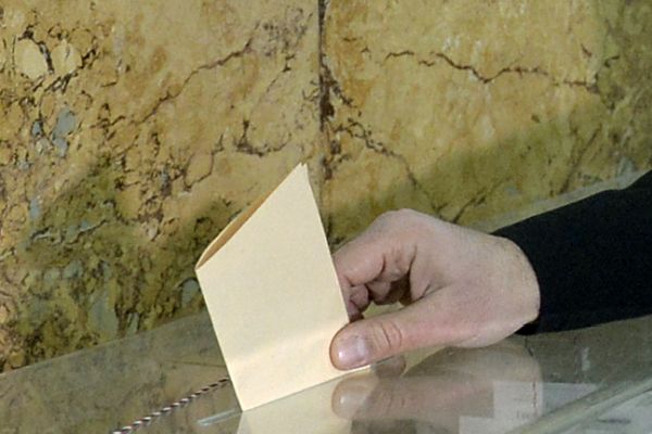 Сутра понављање парламентарних избора на 35 места и на три за Београд