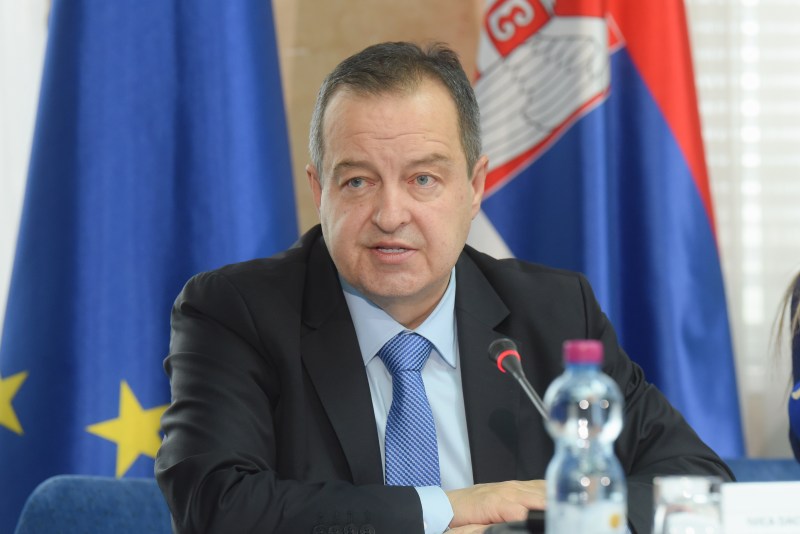 Ухапшене две особе повезане са оружјем пронађеним на Новом Београду